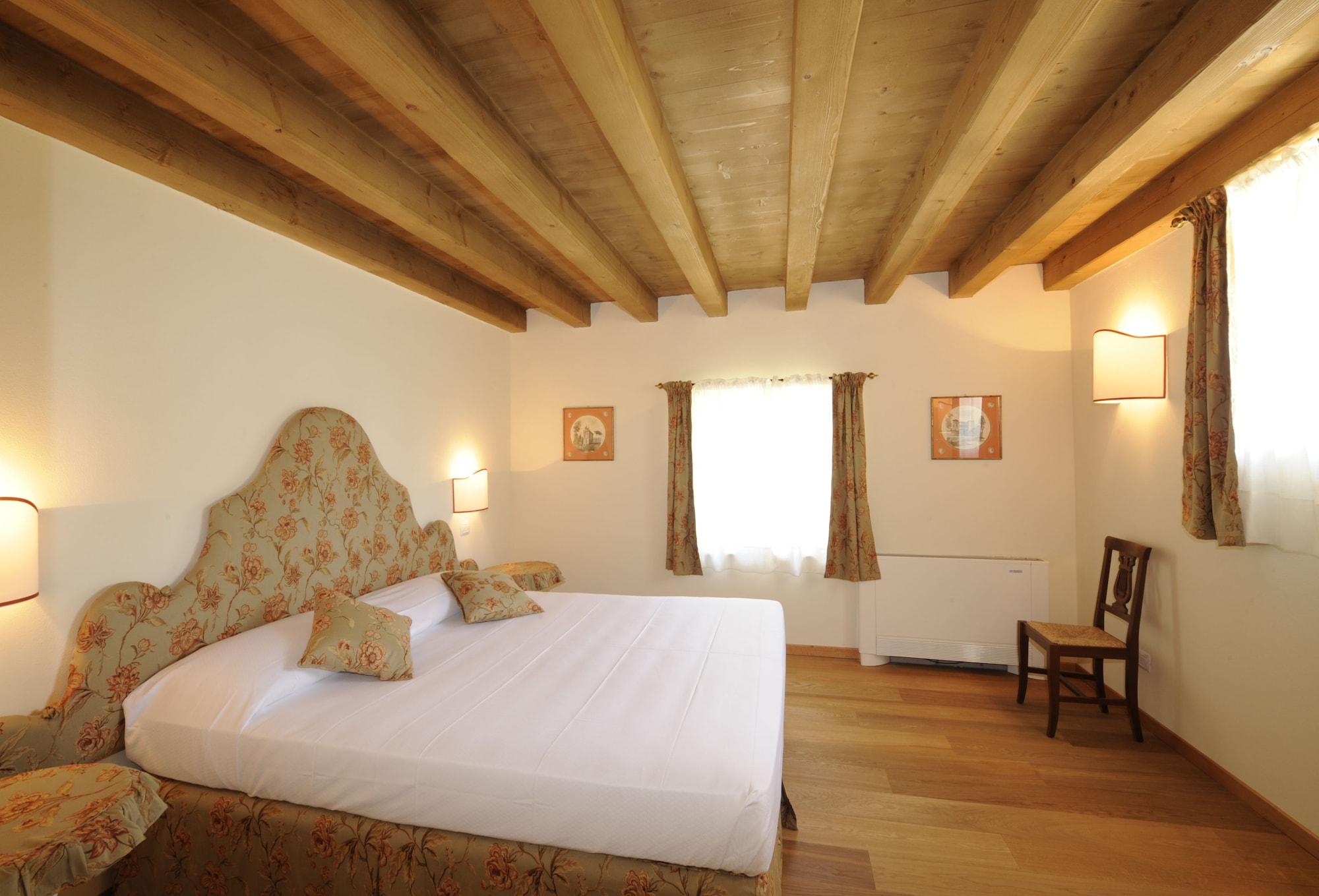 Apartment Relais Corte Paradiso Peschiera del Garda